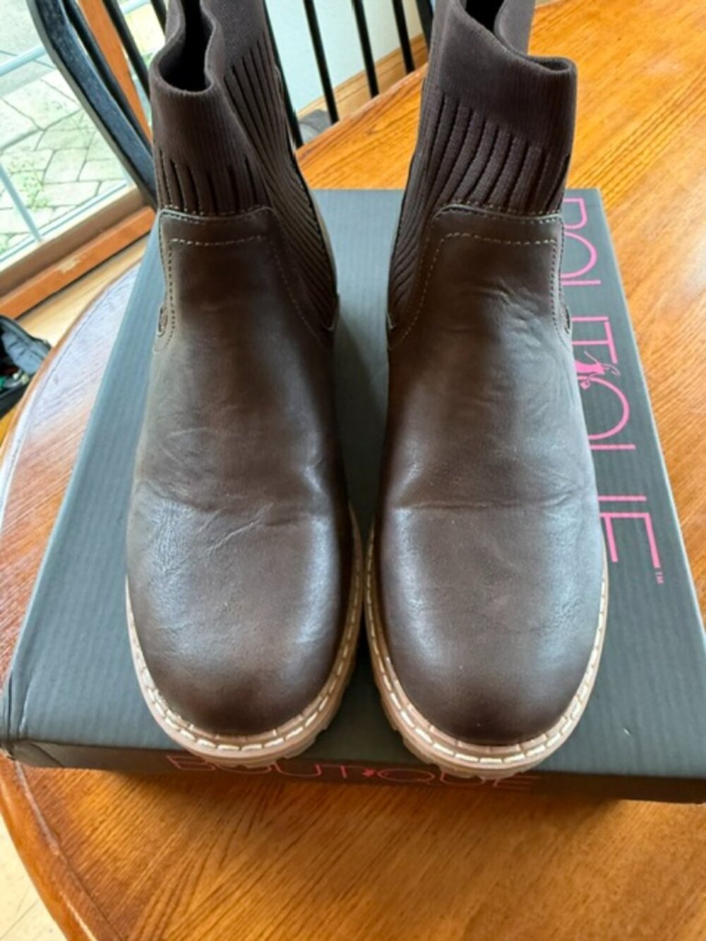 Corkys Cabin Fever Brown Chelsea Ankle Boots Women’s Size 6 NIB